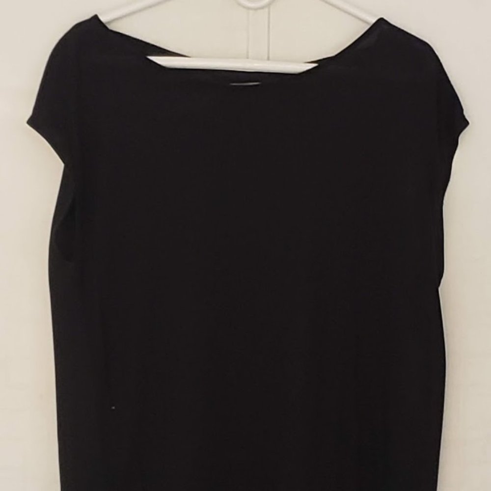 Black blouseIn excellent condition